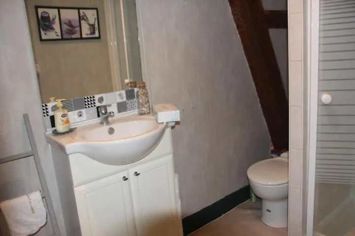 Apartment Suite Dans Les Dependances Du Chateau Agonges
