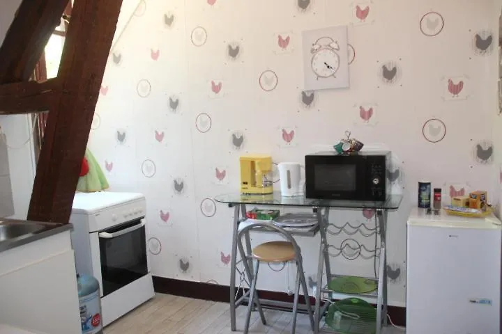 Suite Dans Les Dependances Du Chateau Agonges Apartment